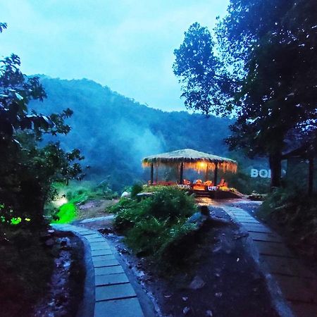 Holistic Stay Eco-Resort & Ayurvedic Retreat Paithalmala Exterior photo