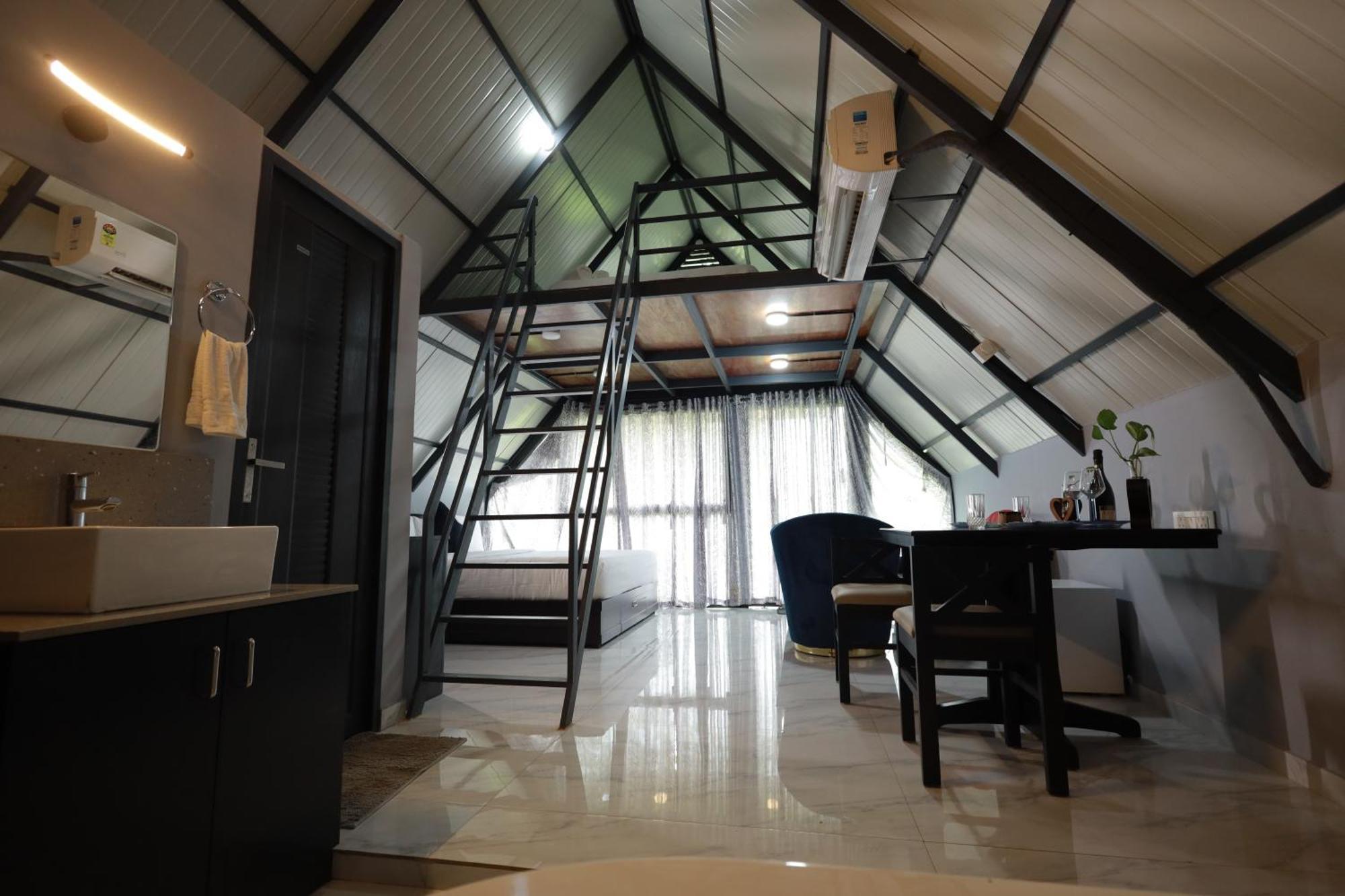 Holistic Stay Eco-Resort & Ayurvedic Retreat Paithalmala Exterior photo