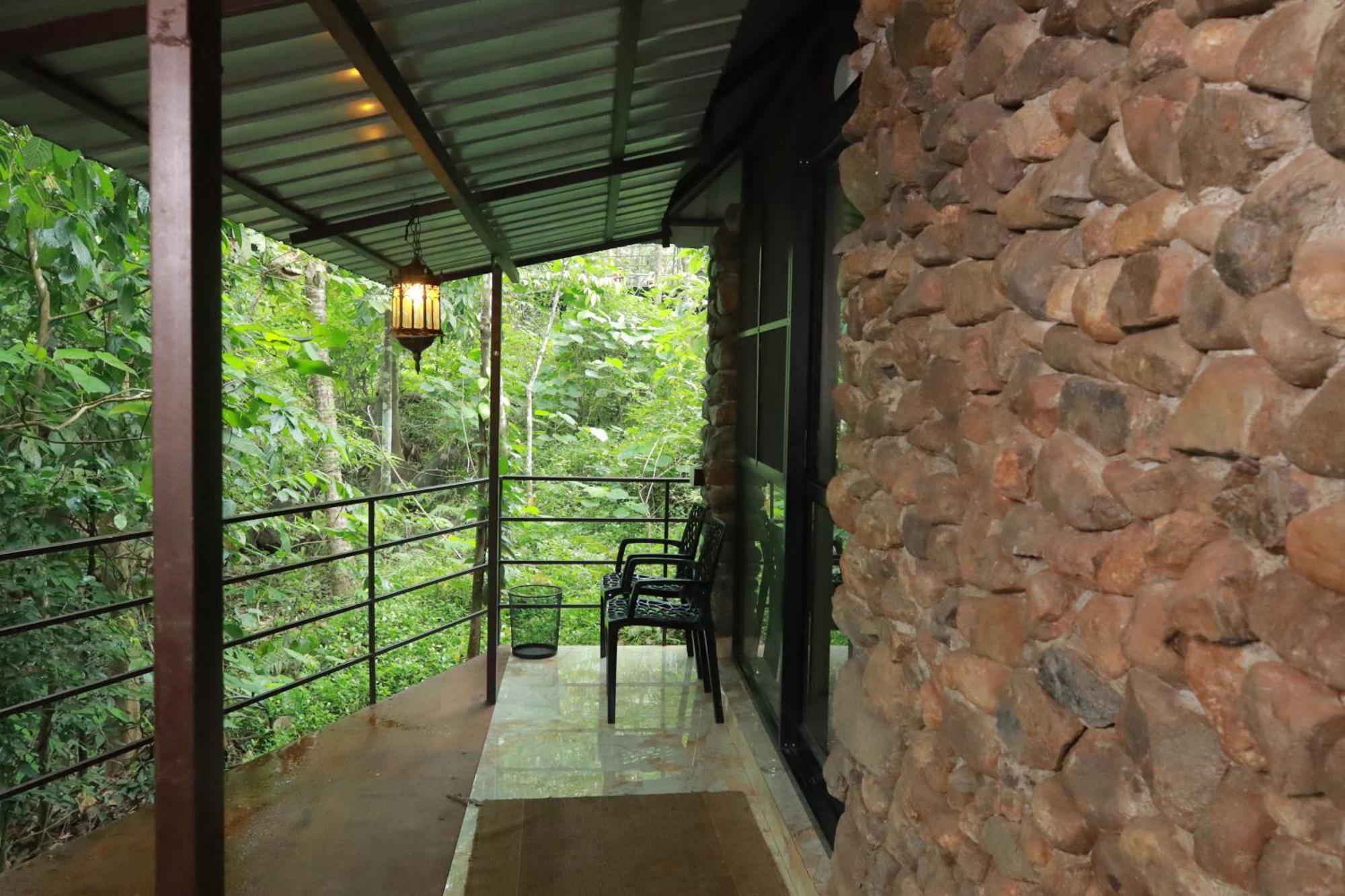 Holistic Stay Eco-Resort & Ayurvedic Retreat Paithalmala Exterior photo