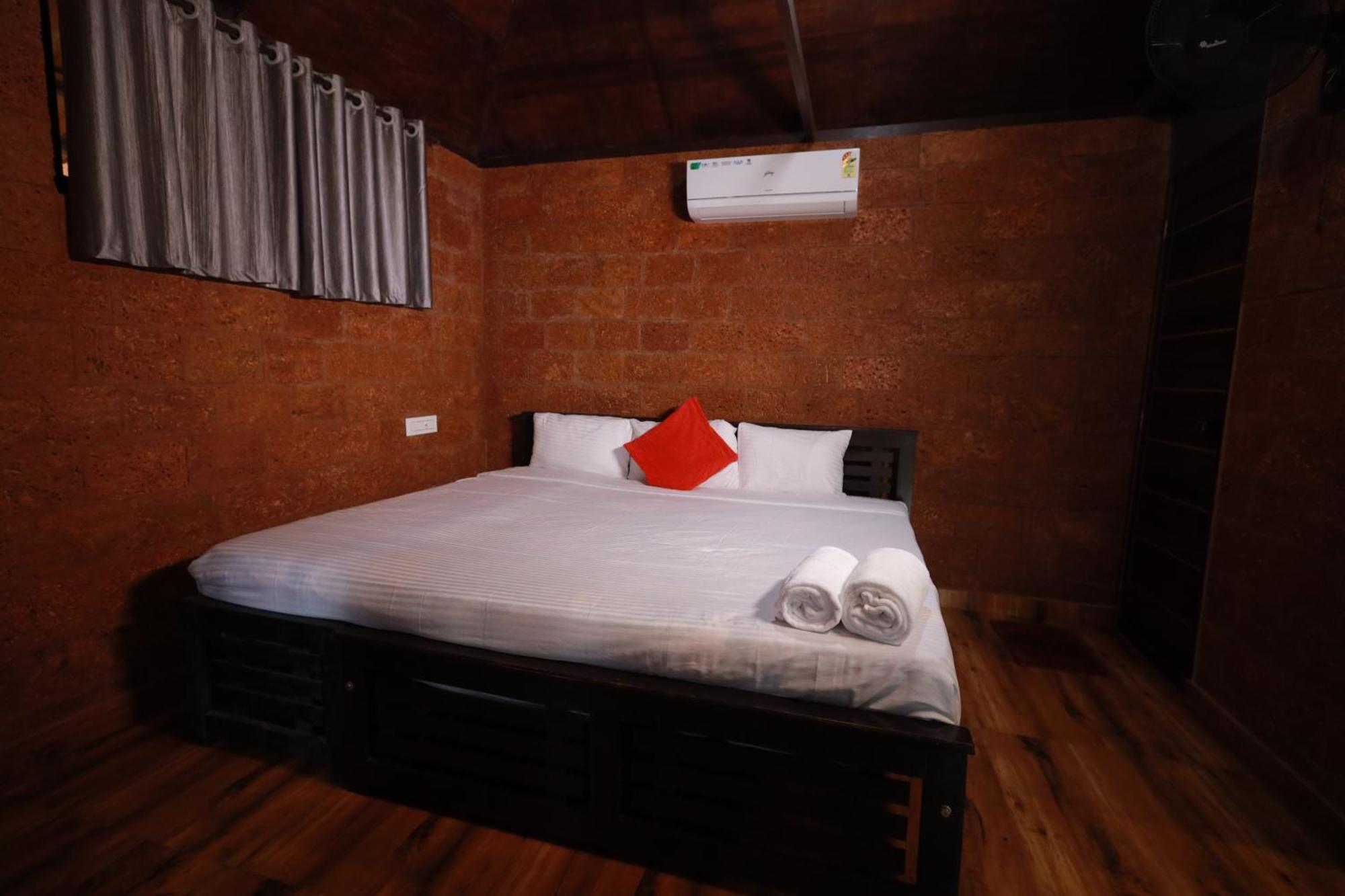 Holistic Stay Eco-Resort & Ayurvedic Retreat Paithalmala Exterior photo