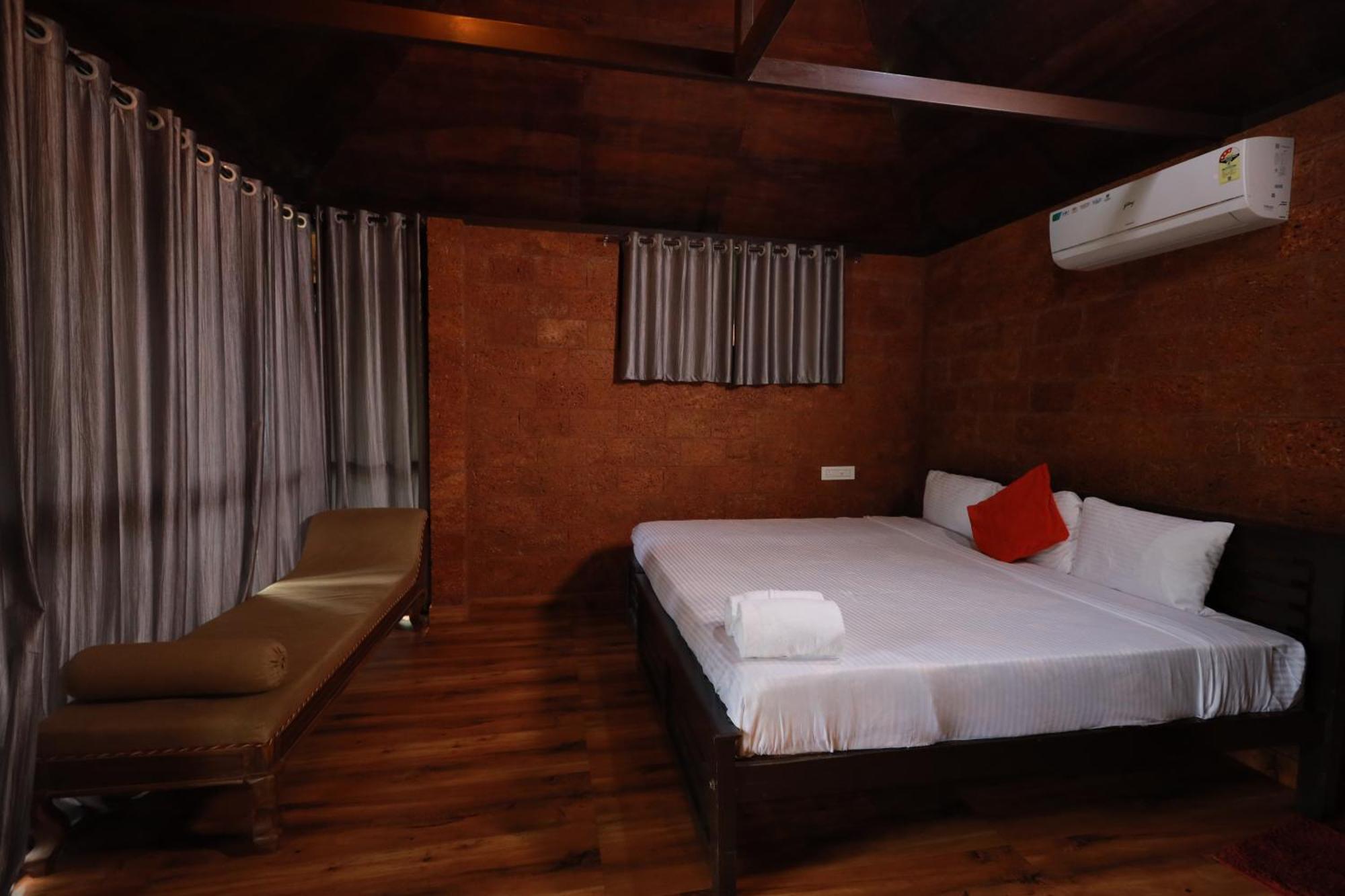 Holistic Stay Eco-Resort & Ayurvedic Retreat Paithalmala Exterior photo